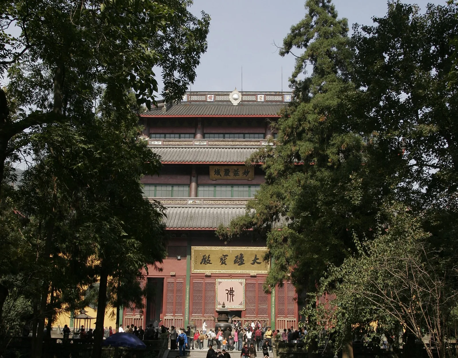 Lingyin Temple and Feilai Peak