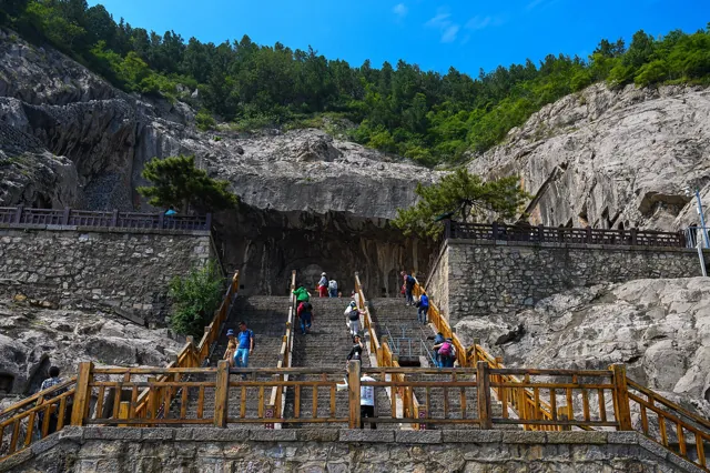 Longmen Grottoes